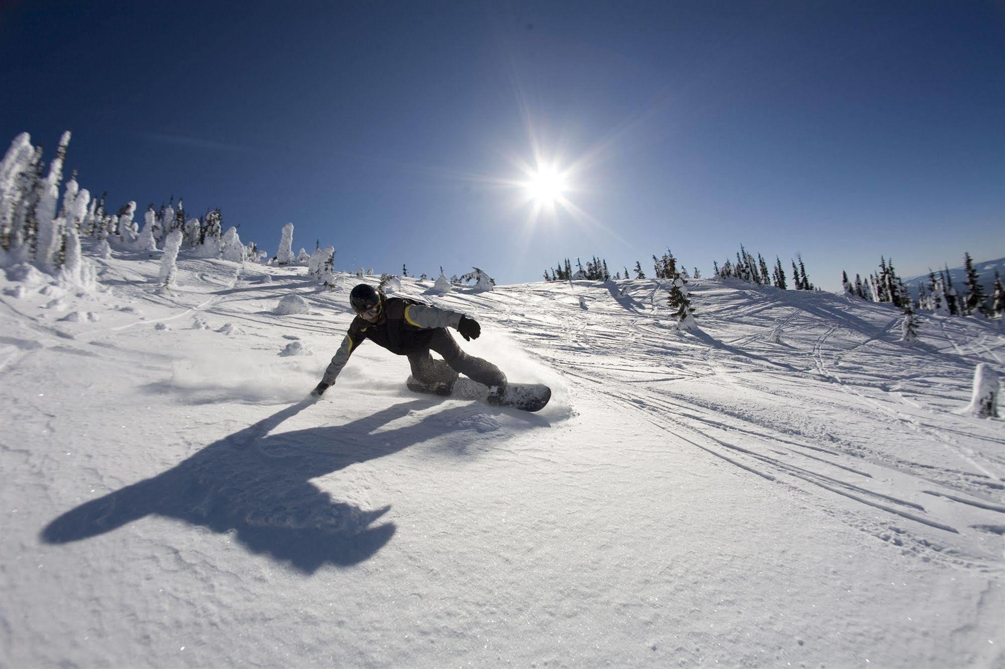 White Crystal Inn Big White Ski Resort Luaran gambar